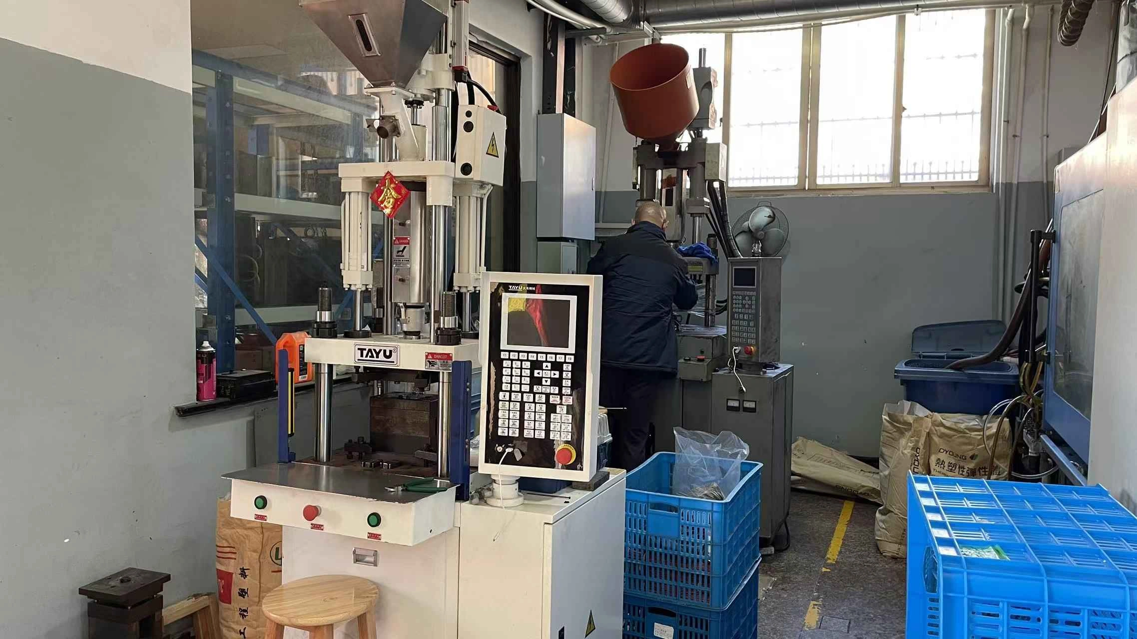 ServoCylMotion machining equipment in a production area